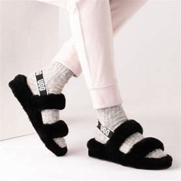NEW WOMEN'S UGG OH‎ YEAH BLACK SHEARLING SANDAL SLIPPERS SZ 8 - Picture 1 of 7
